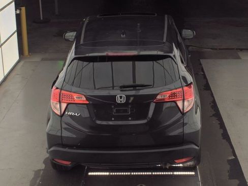 Used 2017 Honda HR-V EX image 6