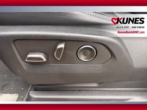 Used 2021 GMC Yukon Denali w/ LPO, Illumination Package AWD/4WD image 14