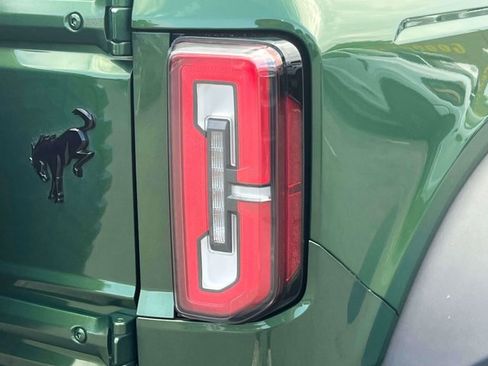 Used 2023 Ford Bronco Wildtrak AWD/4WD image 11