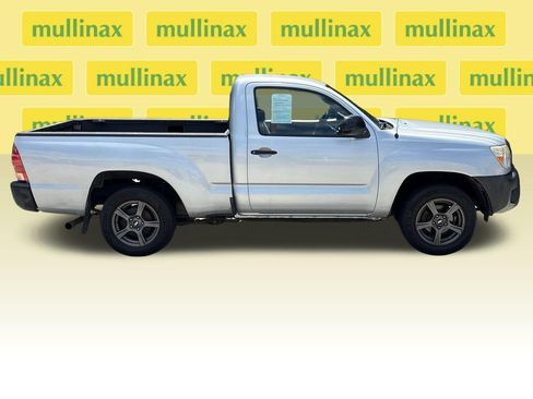 Used 2012 Toyota Tacoma 2WD Regular Cab image 2