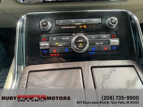 Used 2019 Lincoln Navigator L Reserve AWD/4WD image 21