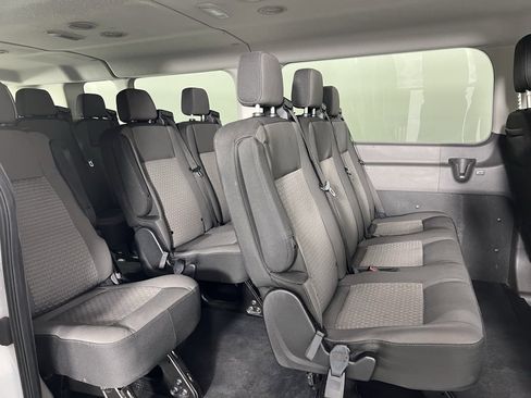 Used 2023 Ford Transit 350 XLT image 28