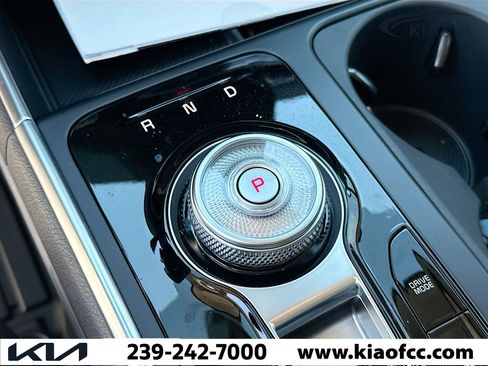 New 2026 Kia Carnival EX image 28