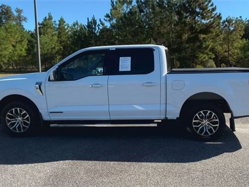 Used 2022 Ford F150 Lariat image 7