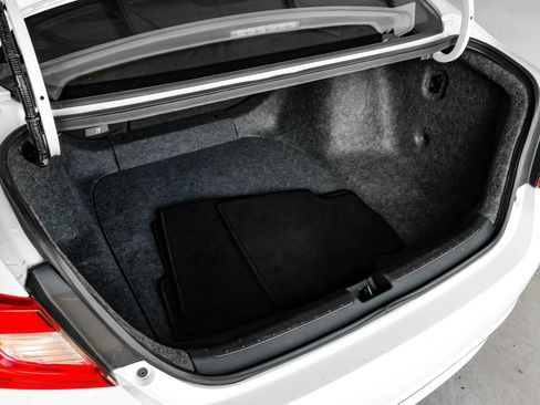 Used 2018 Honda Accord Sport image 54