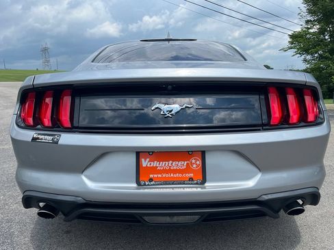 Used 2021 Ford Mustang Coupe RWD image 8
