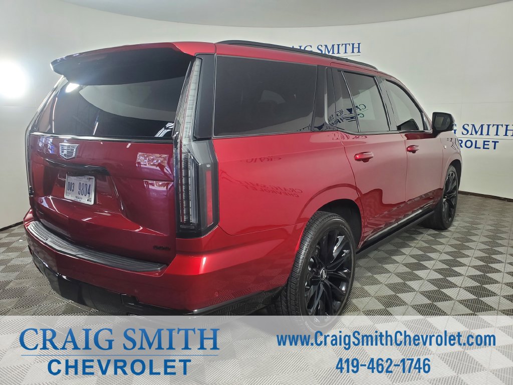 Used 2026 Cadillac Escalade Platinum Sport w/ LPO, ONYX Package AWD/4WD image 5