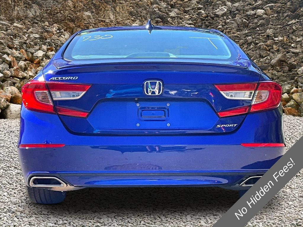 Used 2018 Honda Accord Sport image 3