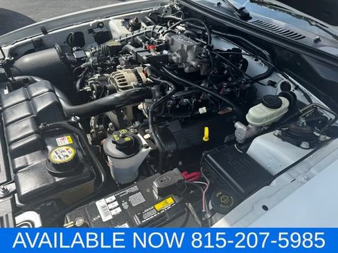 Used 2004 Ford Mustang GT RWD image 25