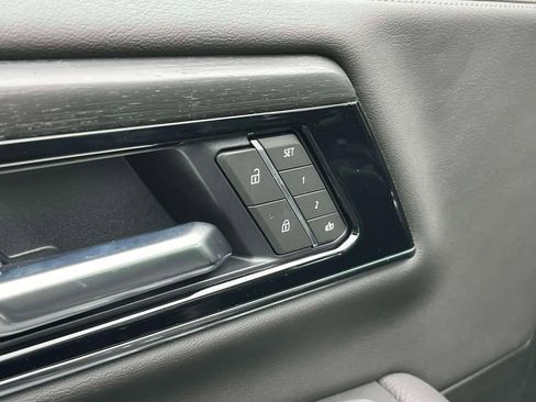 New 2026 GMC Yukon XL Denali w/ Sun & Power Step Package AWD/4WD image 22