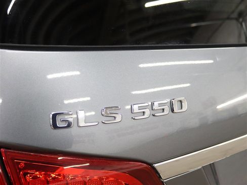 Used 2017 Mercedes-Benz GLS 550 4MATIC image 6