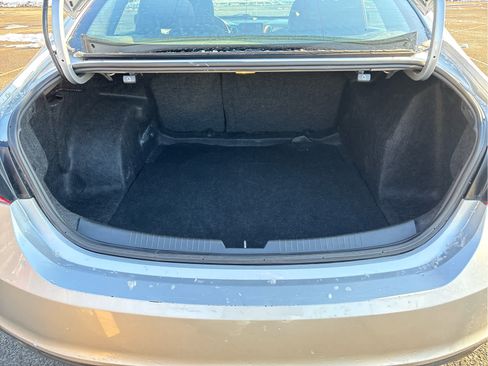 Used 2022 Chevrolet Malibu LT image 10