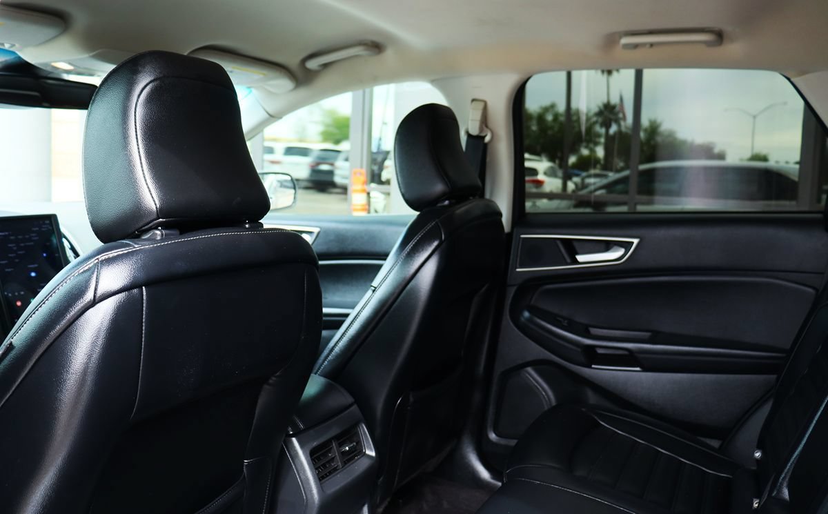 Used 2022 Ford Edge SEL AWD/4WD image 34