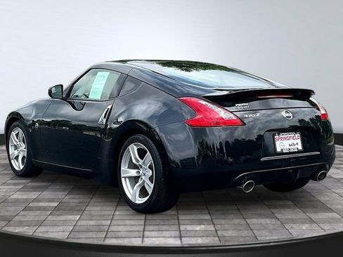 Used 2012 Nissan 370Z Coupe RWD image 4
