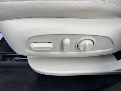 Used 2024 Buick Enclave Essence w/ Sound and Sites Package FWD image 14