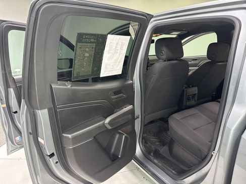 Used 2023 Chevrolet Colorado Trail Boss w/ Technology Package image 20