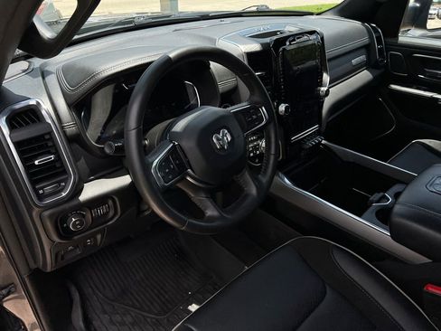 Used 2024 RAM 1500 Laramie AWD/4WD image 17