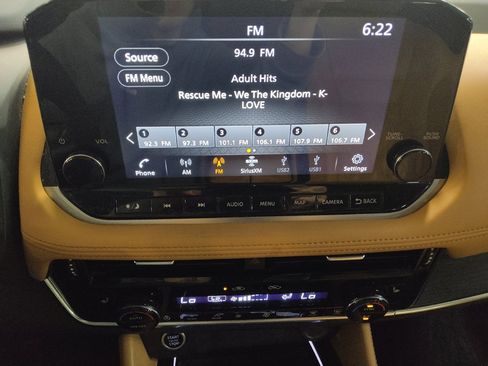 Used 2021 Nissan Rogue Platinum FWD image 25