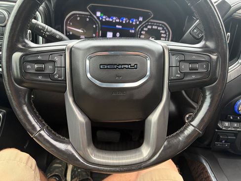 Used 2020 GMC Sierra 2500 Denali w/ Gooseneck/5TH Wheel Package AWD/4WD image 27