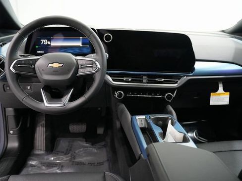 New 2026 Chevrolet Equinox EV LT image 2