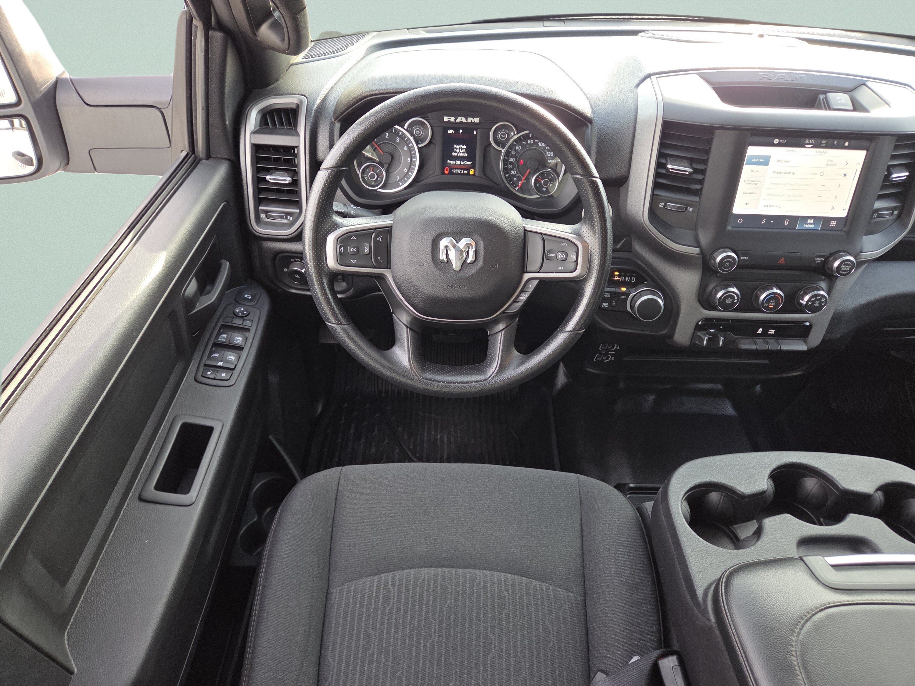 Used 2024 RAM 3500 Tradesman w/ Chrome Appearance Group AWD/4WD image 4
