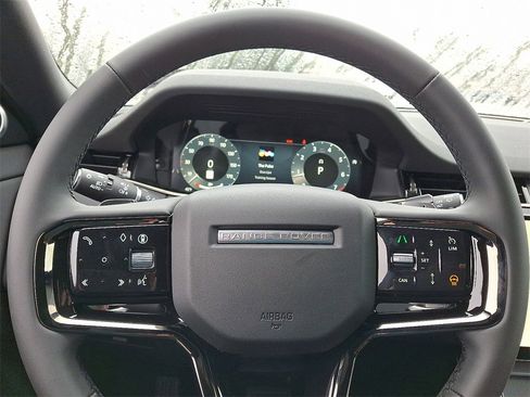 New 2025 Land Rover Range Rover Evoque S image 15