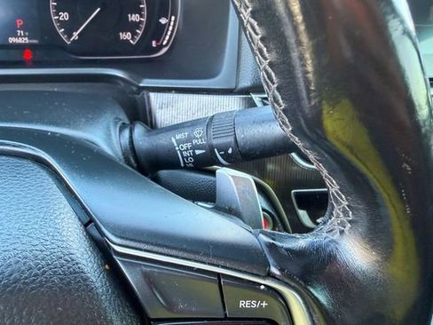 Used 2018 Honda Accord Sport image 18