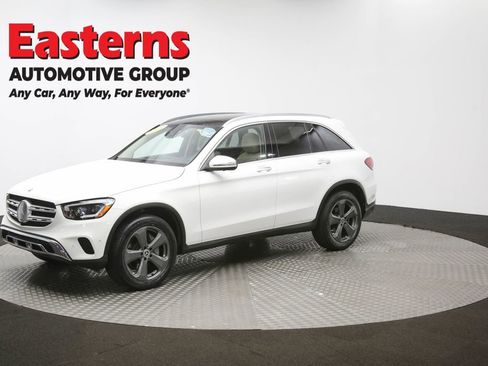Used 2021 Mercedes-Benz GLC 300 4MATIC w/ Driver Assistance Package image 57