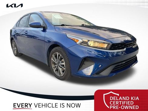 Certified 2022 Kia Forte LXS FWD image 1