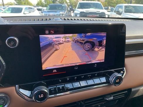 New 2025 GMC Canyon AT4 image 24