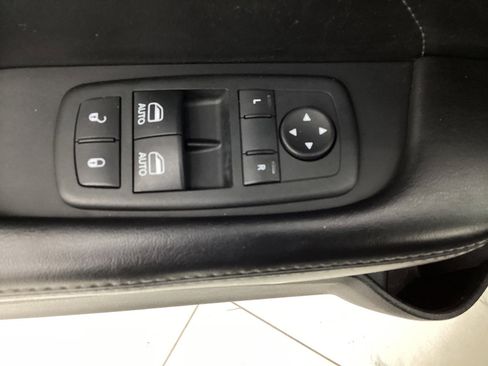 Used 2015 Dodge Challenger SXT Plus image 33