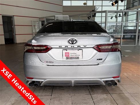 Used 2020 Toyota Camry XSE image 4
