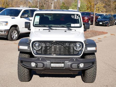 New 2026 Jeep Wrangler Sport AWD/4WD image 18
