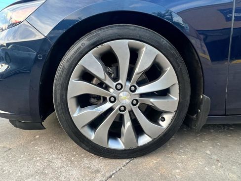 Used 2017 Chevrolet Malibu Premier w/ Premier Sun and Wheel Package FWD image 39