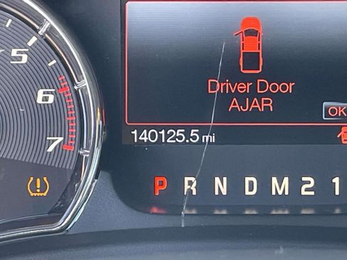 Used 2014 Ford F150 FX4 w/ Equipment Group 402A Luxury image 13