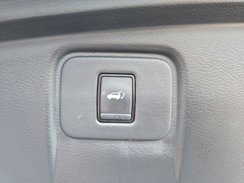 Used 2017 Nissan Murano SL w/ SL Technology Package image 10