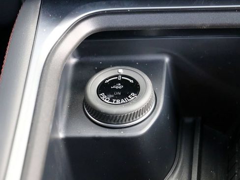 New 2026 Ford Expedition Active AWD/4WD image 28