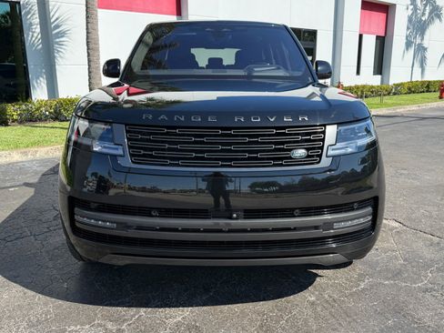 Used 2023 Land Rover Range Rover SE image 9