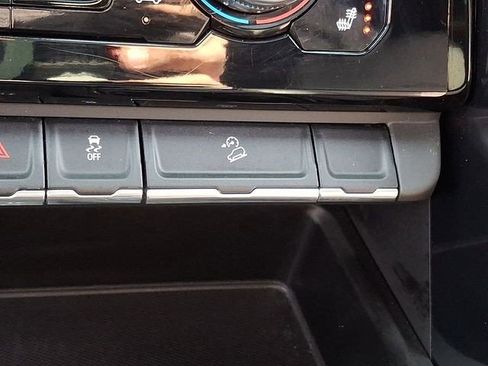 Certified 2023 GMC Sierra 1500 AT4 w/ AT4 Preferred Package image 25