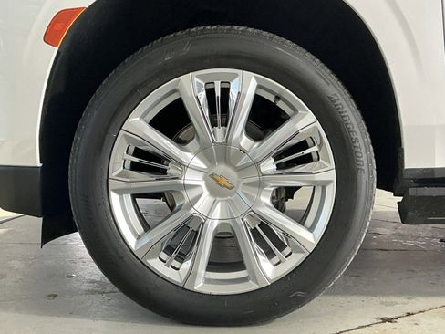 Used 2023 Chevrolet Tahoe High Country w/ Premium Package 2 image 20