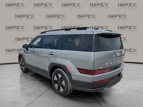 Used 2024 Hyundai Santa Fe SEL image 3