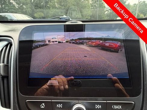 Used 2020 Chevrolet Malibu RS FWD image 19