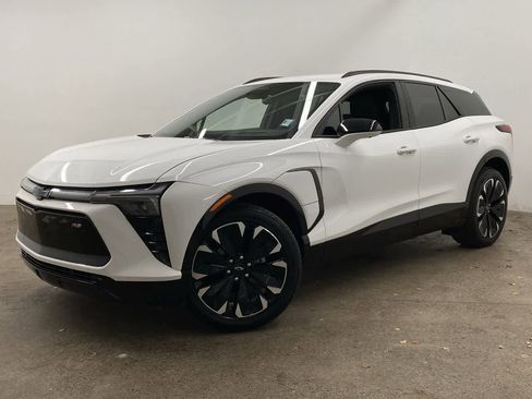 Used 2024 Chevrolet Blazer EV RS image 1
