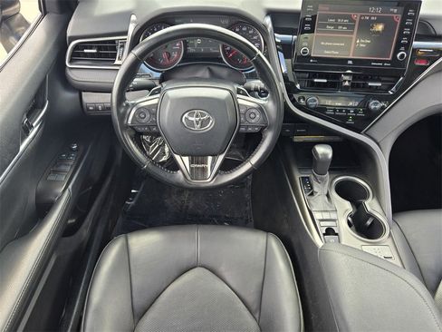 Used 2021 Toyota Camry XSE image 14