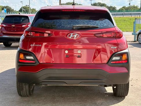 Used 2020 Hyundai Kona SE AWD/4WD image 4