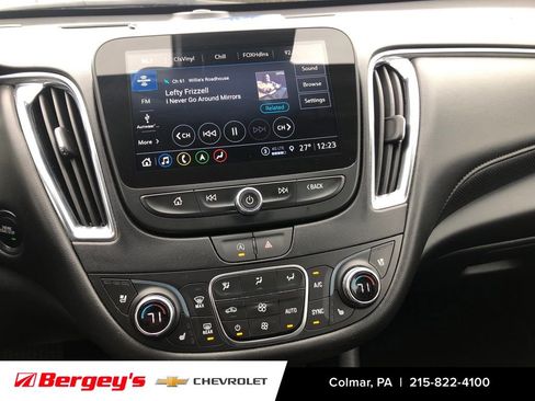 Used 2024 Chevrolet Malibu LT image 19