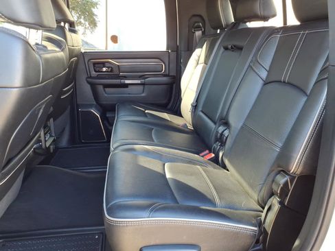 Used 2022 RAM 2500 Limited w/ Towing Technology Group image 25