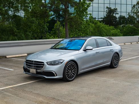 Used 2023 Mercedes-Benz S 580 4MATIC Sedan w/ Warmth & Comfort Package image 8