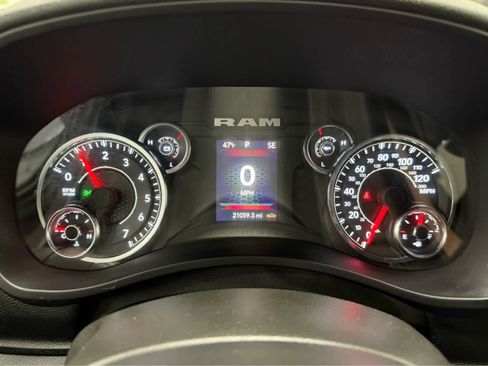 Used 2024 RAM 2500 Big Horn w/ Bed Utility Group image 29