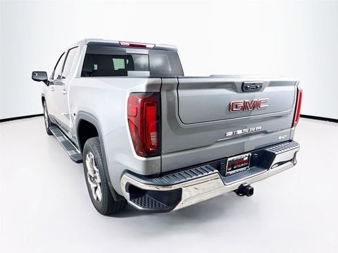 Used 2023 GMC Sierra 1500 SLT w/ SLT Premium Package RWD image 11